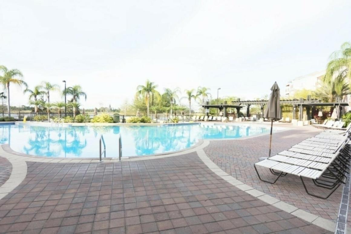 Modern Vacation Apartment With A Lake View At Vista Cay Resort Vc4816 オーランド エクステリア 写真