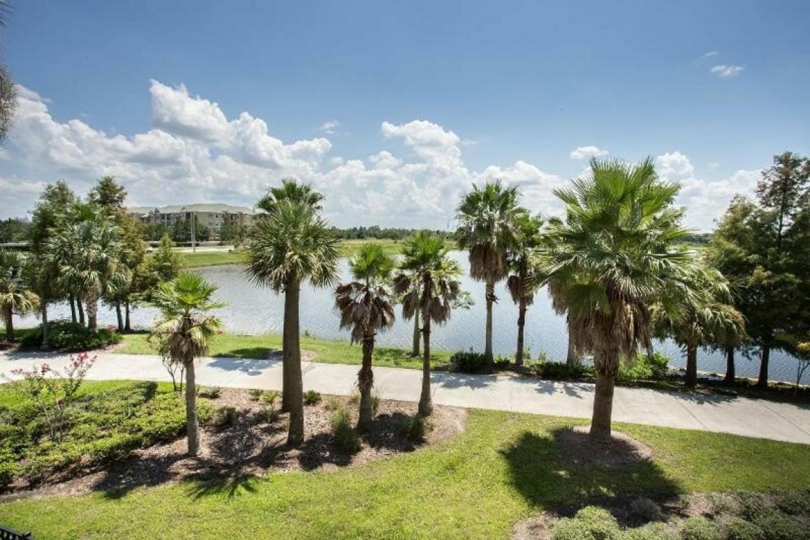 Modern Vacation Apartment With A Lake View At Vista Cay Resort Vc4816 オーランド エクステリア 写真