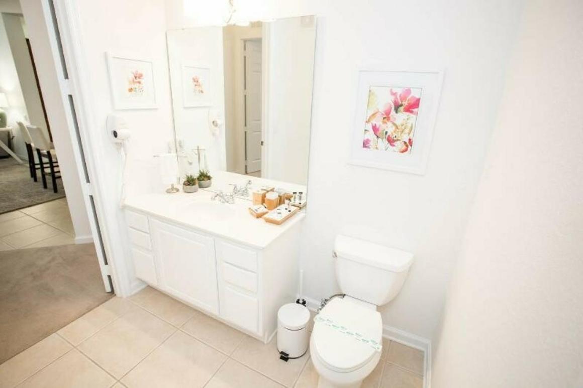 Modern Vacation Apartment With A Lake View At Vista Cay Resort Vc4816 オーランド エクステリア 写真
