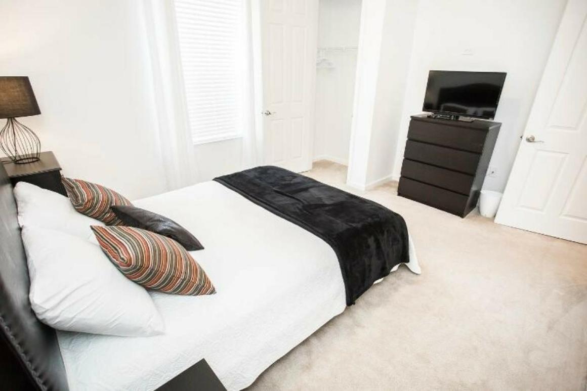 Modern Vacation Apartment With A Lake View At Vista Cay Resort Vc4816 オーランド エクステリア 写真
