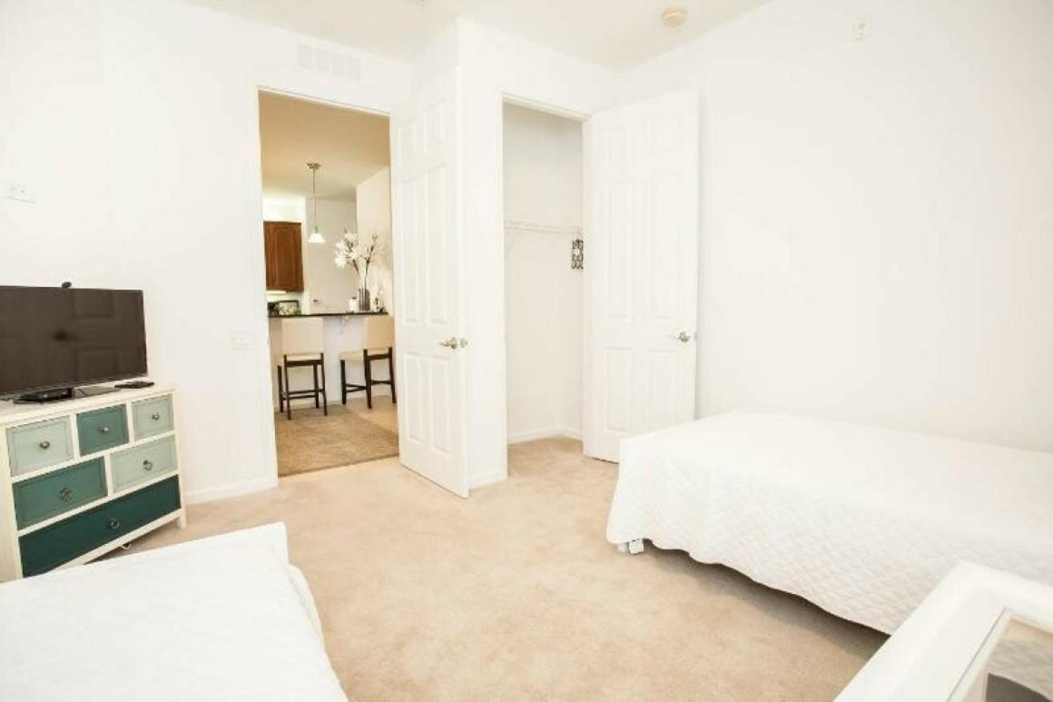 Modern Vacation Apartment With A Lake View At Vista Cay Resort Vc4816 オーランド エクステリア 写真